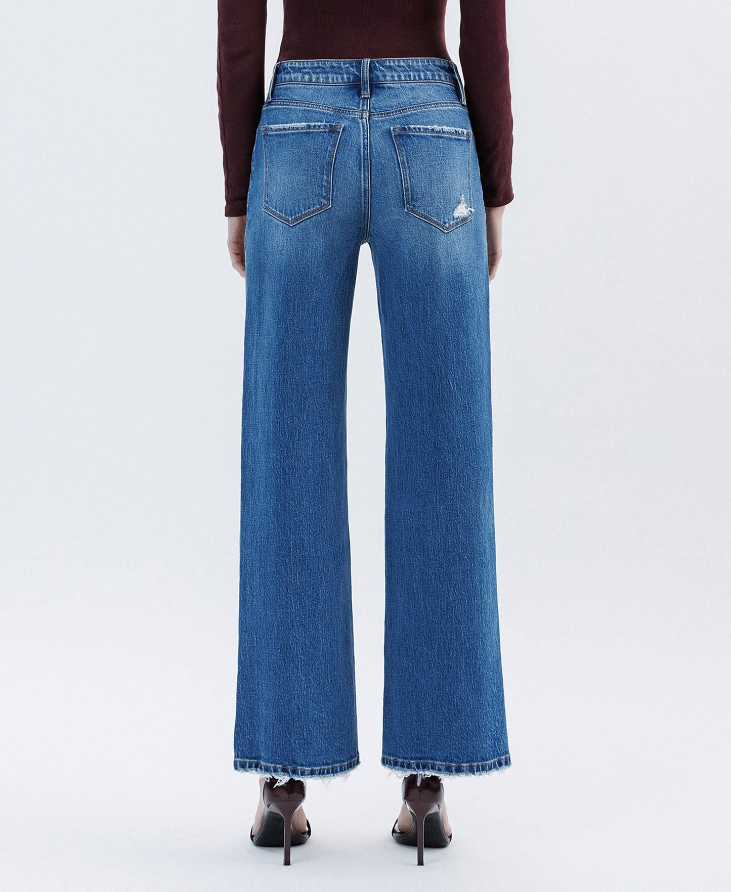 ✨ High Rise Studded Wide Leg Jeans – Lightly Distressed ✨