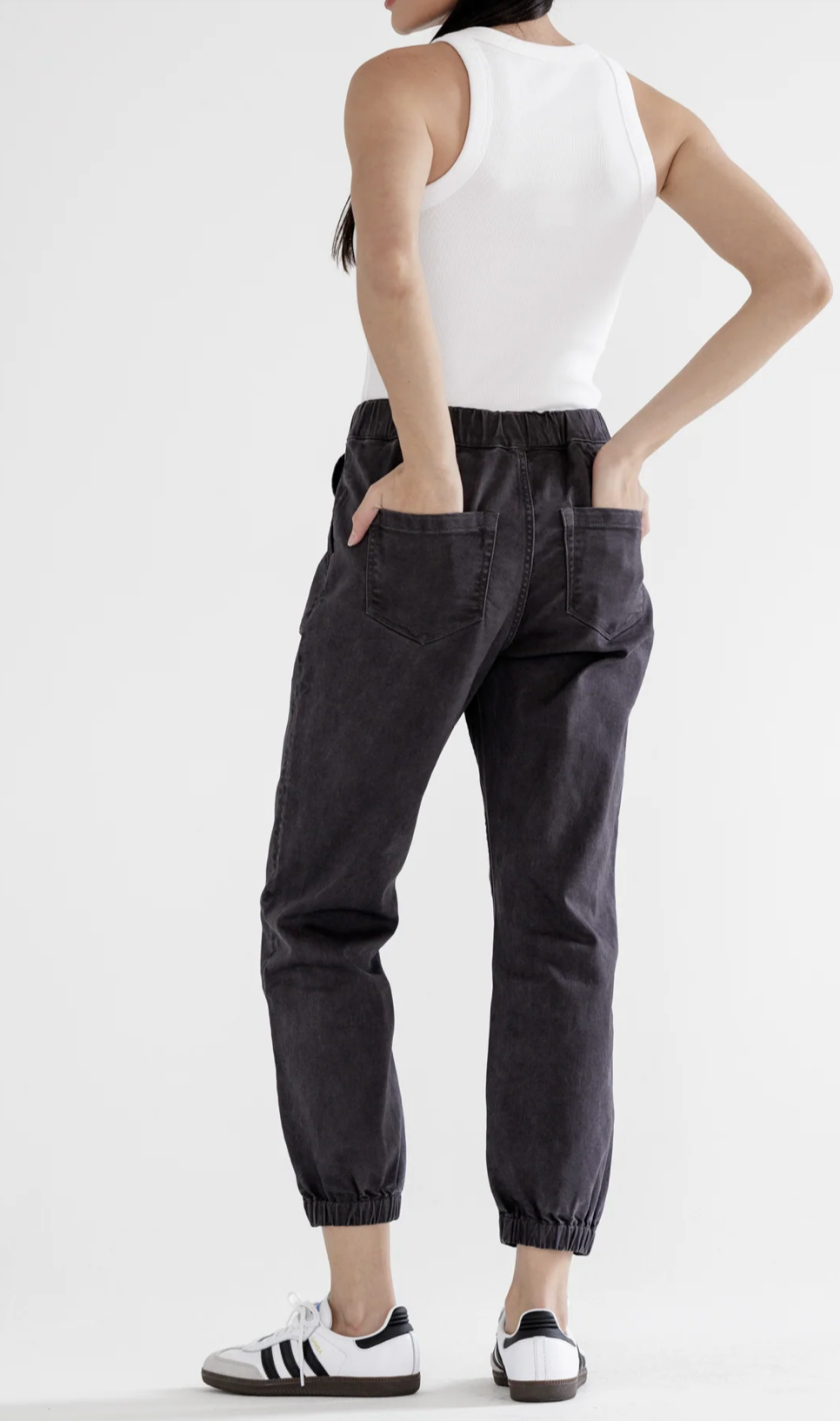 Mica Jogger