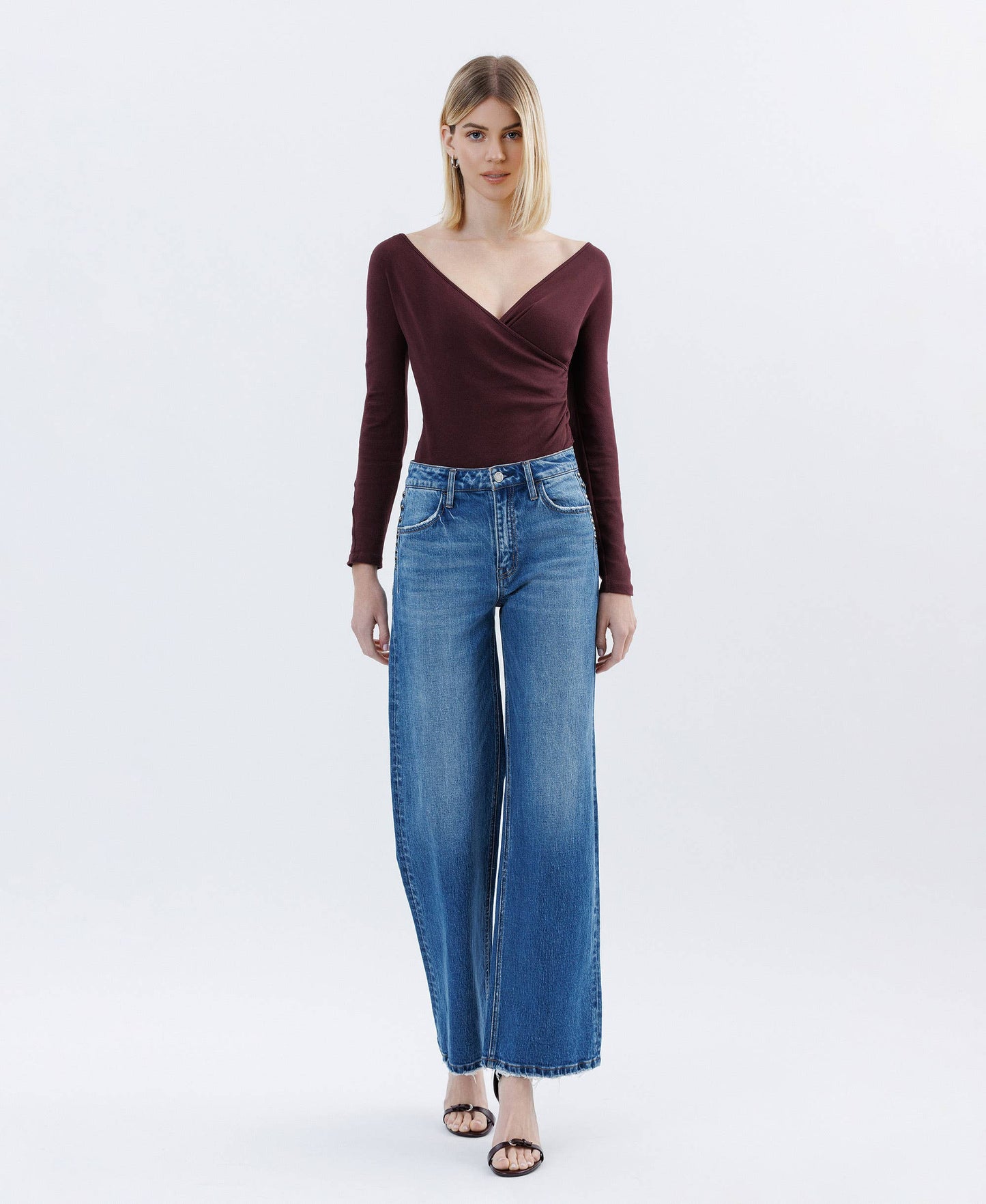 ✨ High Rise Studded Wide Leg Jeans – Lightly Distressed ✨