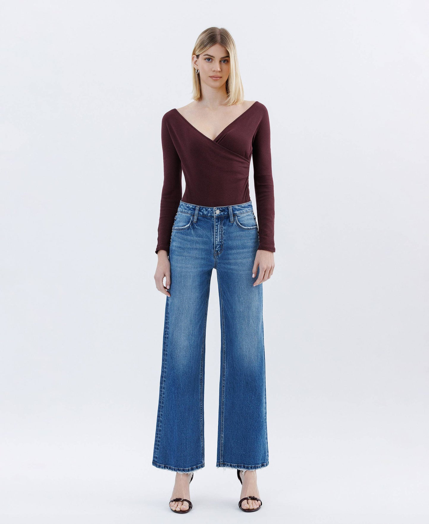 ✨ High Rise Studded Wide Leg Jeans – Lightly Distressed ✨